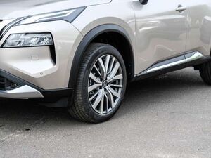 Nissan X-Trail Tekna 1.5 VC-T MHEV 163PS Xtronic 4x2 PGSD BOSE 20