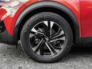 Peugeot 2008 e- Allure Pack Elektromotor 136 Navi Digitales Coc