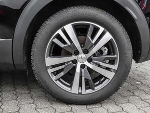 Peugeot 3008 Hybrid 225 Roadtrip 1.6 Plug-In EU6d Navi digitale