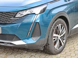 Peugeot 3008 Hybrid 225 Roadtrip 1.6 Plug-In EU6d Navi digitale