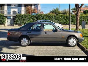 Mercedes-Benz 200 Limousine W124