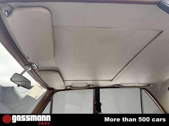 Mercedes-Benz 250 S Limousine - W108