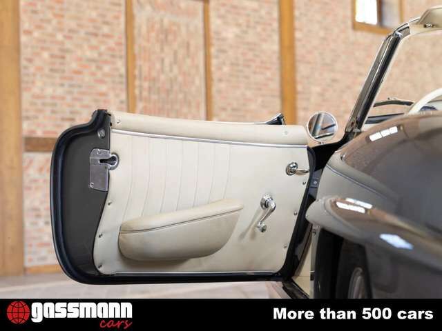 Mercedes-Benz SL 300 Roadster mit Hardtop W198