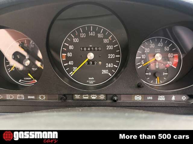 Mercedes-Benz SL 560 Roadster R107