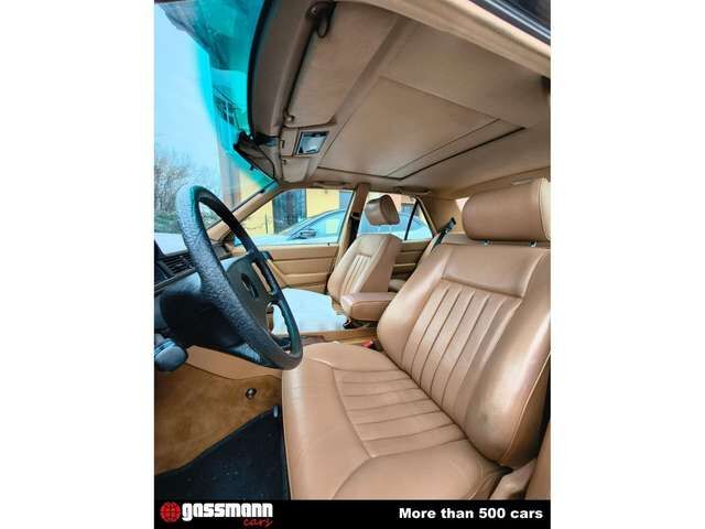 Mercedes-Benz 200 Limousine W124