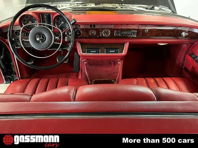 Mercedes-Benz 600 Pullmann Lang, W100 6-Türig