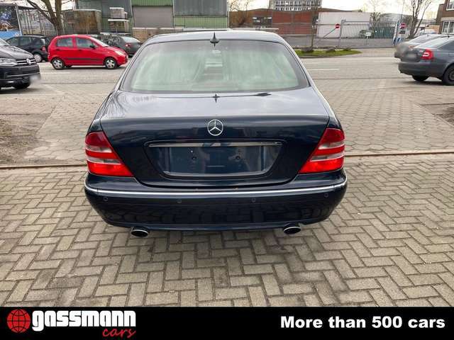 Mercedes-Benz S600 W220 Guard B7 Werks Panzer Armored