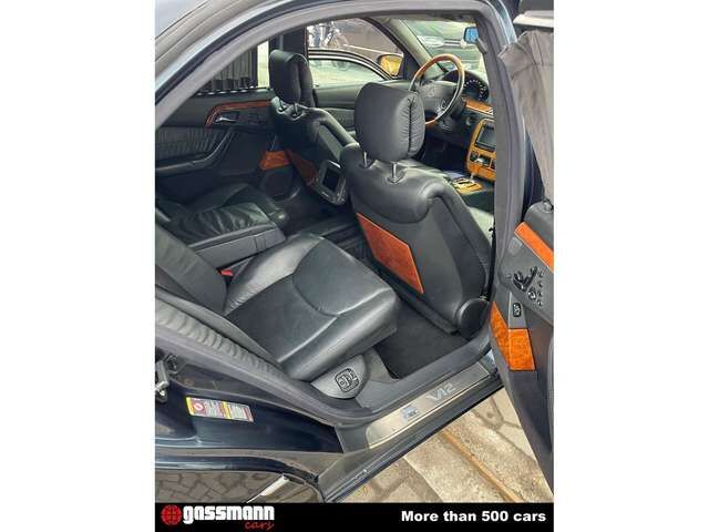 Mercedes-Benz S600 W220 Guard B7 Werks Panzer Armored