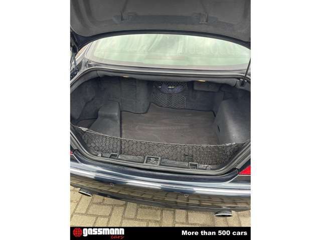 Mercedes-Benz S600 W220 Guard B7 Werks Panzer Armored