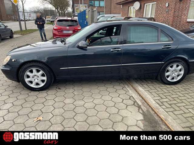 Mercedes-Benz S600 W220 Guard B7 Werks Panzer Armored
