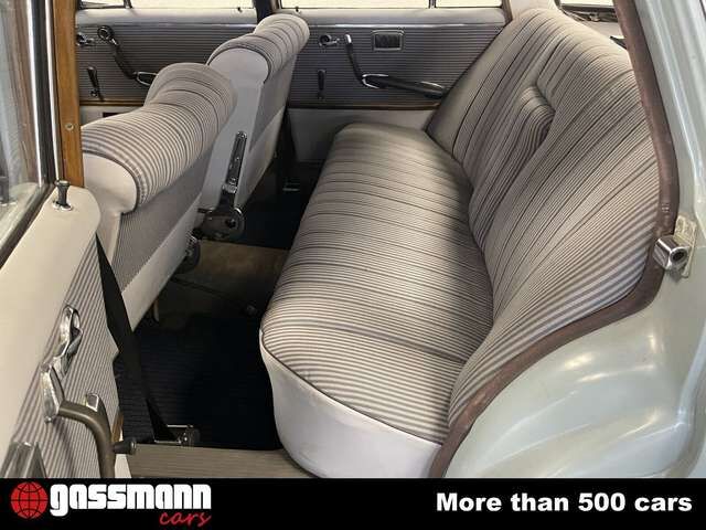 Mercedes-Benz 220 SEB Heckflosse Limousine W111 mehrfach