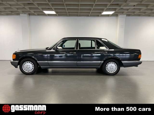 Mercedes-Benz 560 SEL Limousine W126