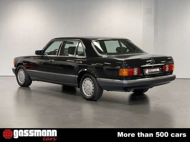 Mercedes-Benz 560 SEL Limousine W126