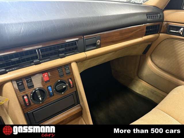 Mercedes-Benz 500 SEL Limousine 1. Serie W126, mehrfach