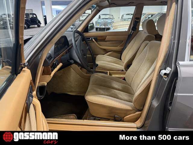 Mercedes-Benz 500 SEL Limousine 1. Serie W126, mehrfach