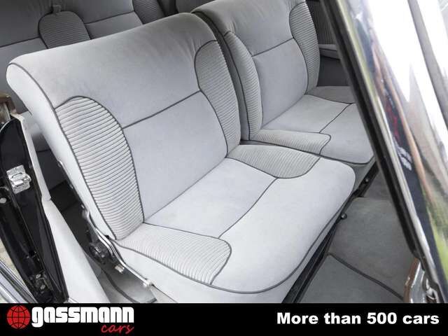 Mercedes-Benz 300 D Adenauer Limousine mit Schiebedach W189