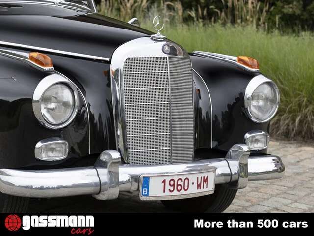 Mercedes-Benz 300 D Adenauer Limousine mit Schiebedach W189