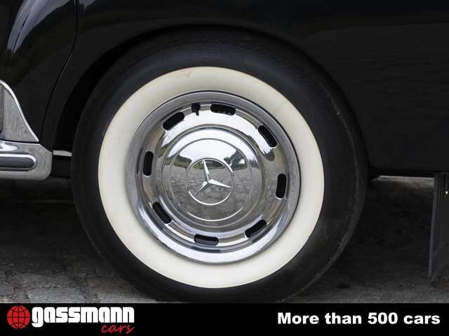 Mercedes-Benz 300 D Adenauer Limousine mit Schiebedach W189