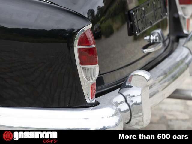 Mercedes-Benz 300 D Adenauer Limousine mit Schiebedach W189