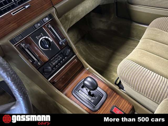 Mercedes-Benz 280 S Limousine - W116