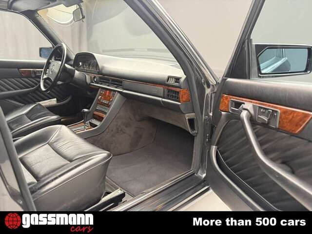 Mercedes-Benz 560 SEL Limousine, Beifahrerairbag - W126