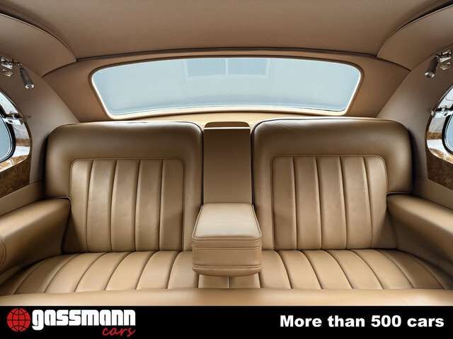 Rolls-Royce Phantom V Saloon Coupe, by James Young Matching