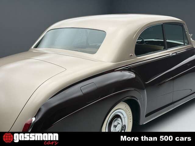 Rolls-Royce Phantom V Saloon Coupe, by James Young Matching