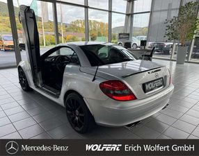 Mercedes-Benz SLK 350 AMG Sportauspuff LSD Türen Top Ausstattung