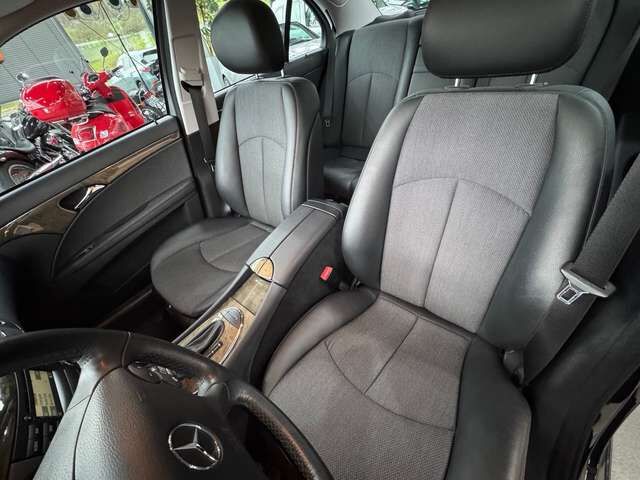 MERCEDES-BENZ E200 K Avantgarde Schiebedach aus Nachlass von Privat Ansicht 11 für Fahrzeugdetailseite