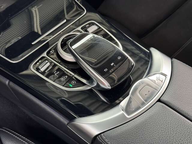 MERCEDES-BENZ C220 d AMG Night Burmester RFK Cabrio-Komfort-Paket Ansicht 25 für Fahrzeugdetailseite