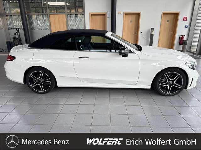 MERCEDES-BENZ C220 d AMG Night Burmester RFK Cabrio-Komfort-Paket Ansicht 4 für Fahrzeugdetailseite