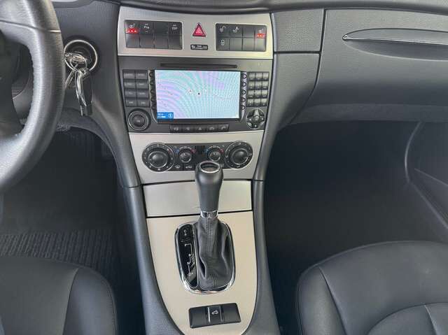 MERCEDES-BENZ CLK 200 Cabrio Avantgarde 36.000 km Memory Leder Autom. Ansicht 13 für Fahrzeugdetailseite