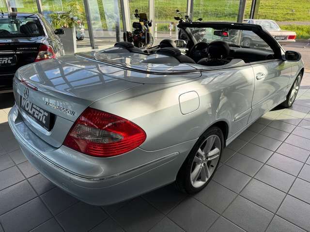 MERCEDES-BENZ CLK 200 K Cabrio Avantgarde 36.000 km Memorysitz Leder Automatik Ansicht 23 für Fahrzeugdetailseite