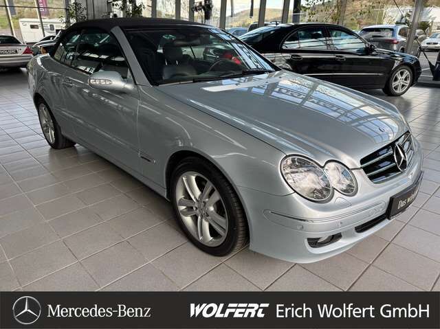 MERCEDES-BENZ CLK 200 Cabrio Avantgarde 36.000 km Memory Leder Autom. Ansicht 3 für Fahrzeugdetailseite