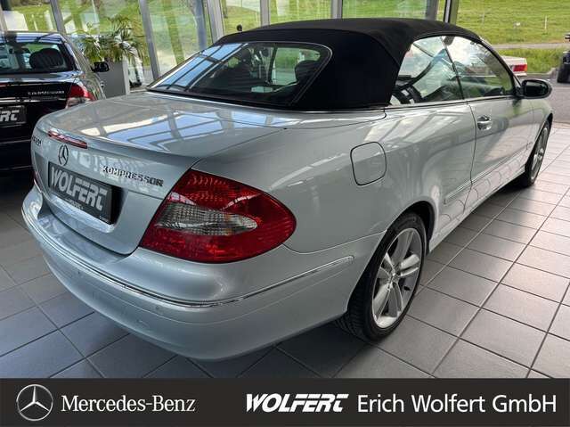 MERCEDES-BENZ CLK 200 Cabrio Avantgarde 36.000 km Memory Leder Autom. Ansicht 5 für Fahrzeugdetailseite