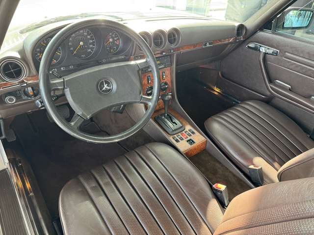 MERCEDES-BENZ 280 SL R107 restauriert im Top Zustand u. Ausstattung Ansicht 10 für Fahrzeugdetailseite