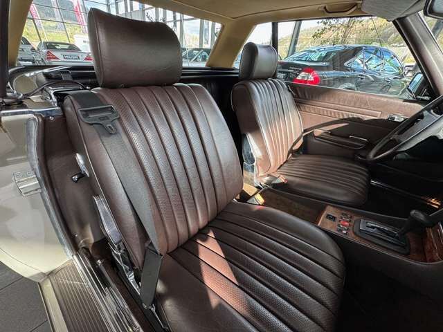 Mercedes-Benz 280 SL R107 in top Ausstattung und wunderschön