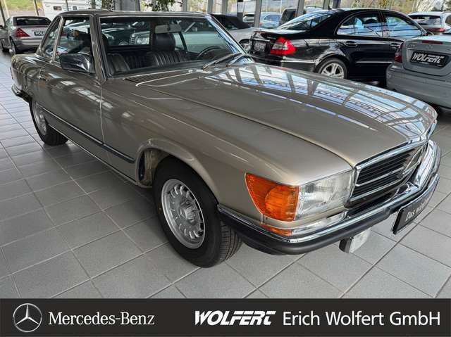 MERCEDES-BENZ 280 SL R107 restauriert im Top Zustand u. Ausstattung Ansicht 3 für Fahrzeugdetailseite