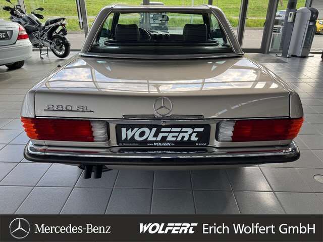 MERCEDES-BENZ 280 SL R107 restauriert im Top Zustand u. Ausstattung Ansicht 6 für Fahrzeugdetailseite