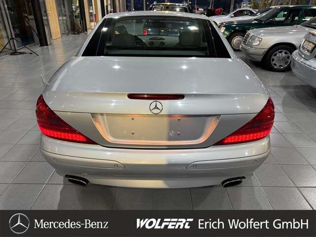 MERCEDES-BENZ SL 350 aus 2. Hand mit neuem Service, Reifen und Bremsen Ansicht 6 für Fahrzeugdetailseite