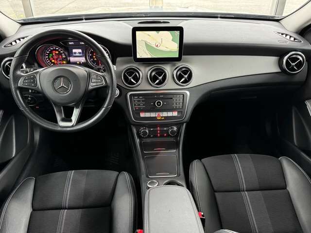 MERCEDES-BENZ GLA 180 mit Offroad Fahrwerk, 2 Jahre Mercedes Garantie Ansicht 13 für Fahrzeugdetailseite