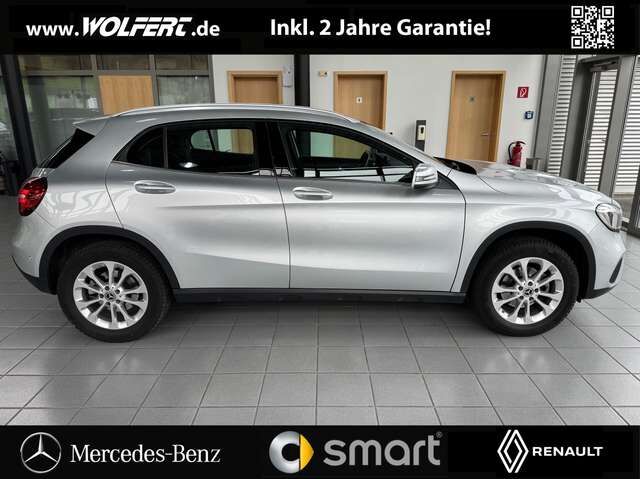 MERCEDES-BENZ GLA 180 mit Offroad Fahrwerk, 2 Jahre Mercedes Garantie Ansicht 4 für Fahrzeugdetailseite