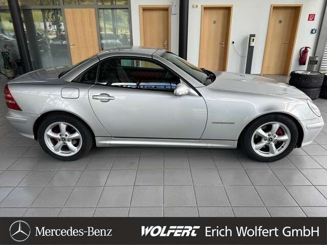 Mercedes-Benz SLK 230 Kompressor original im klassischen Leder rot-schwarz