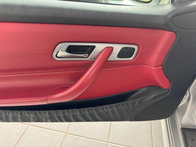 Mercedes-Benz SLK 230 Kompressor original im klassischen Leder rot-schwarz