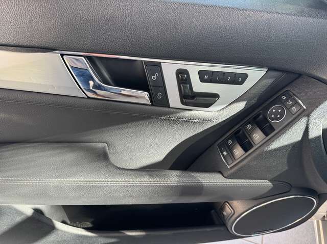 MERCEDES-BENZ C350 CDI 4Matic Xenon AHK SHD Comand Leder Memory Sound Ansicht 9 für Fahrzeugdetailseite