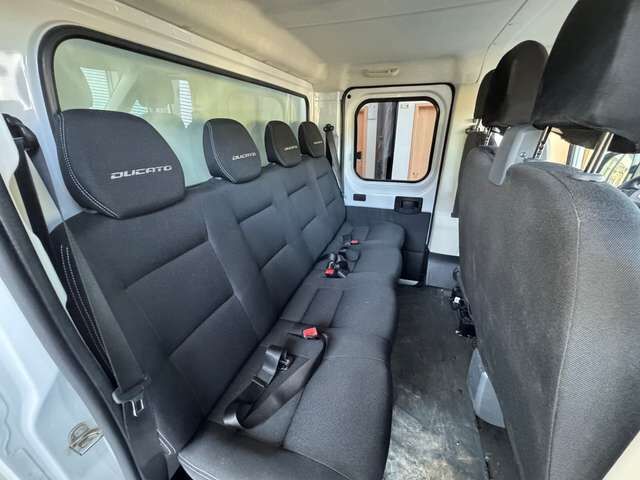 FIAT Andere Ducato 35 Maxi L4 DoKa 7-Sitzer Pritsche Plane AHK Ansicht 20 für Fahrzeugdetailseite