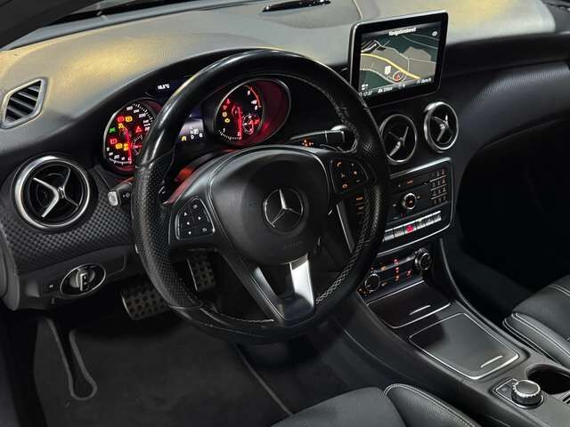 MERCEDES-BENZ A220 d AMG-Räder AMG-Kühlergrill Night-Paket AHK Ansicht 10 für Fahrzeugdetailseite