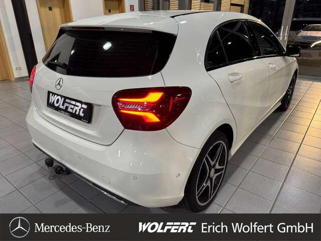 MERCEDES-BENZ A220 d AMG-Räder AMG-Kühlergrill Night-Paket AHK Ansicht 5 für Fahrzeugdetailseite
