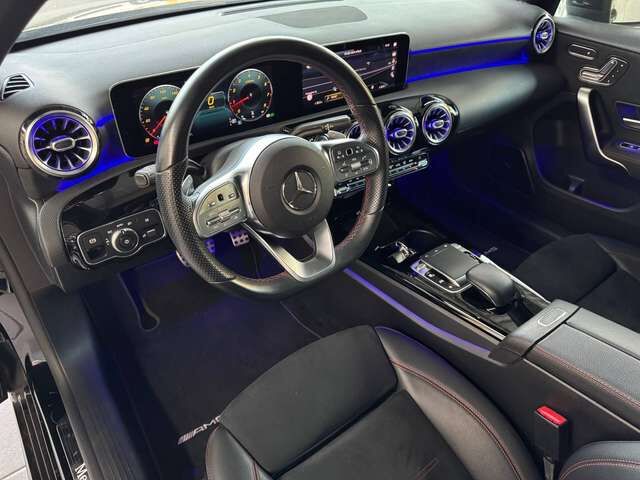 MERCEDES-BENZ A220 AMG 4Matic mit 2 Jahren Mercedes-Benz Garantie Ansicht 10 für Fahrzeugdetailseite