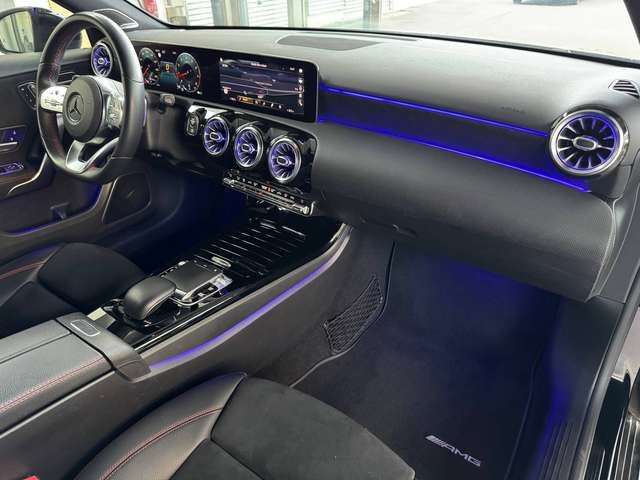 MERCEDES-BENZ A220 AMG 4Matic mit 2 Jahren Mercedes-Benz Garantie Ansicht 17 für Fahrzeugdetailseite